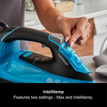 Morphy Richards Crystal Clear Steam Iron 2400W Ceramic Soleplate 300302