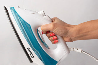 PIFCO Easy Steam Iron 2000W Nonstick Soleplate Burst Steam Auto Shutoff