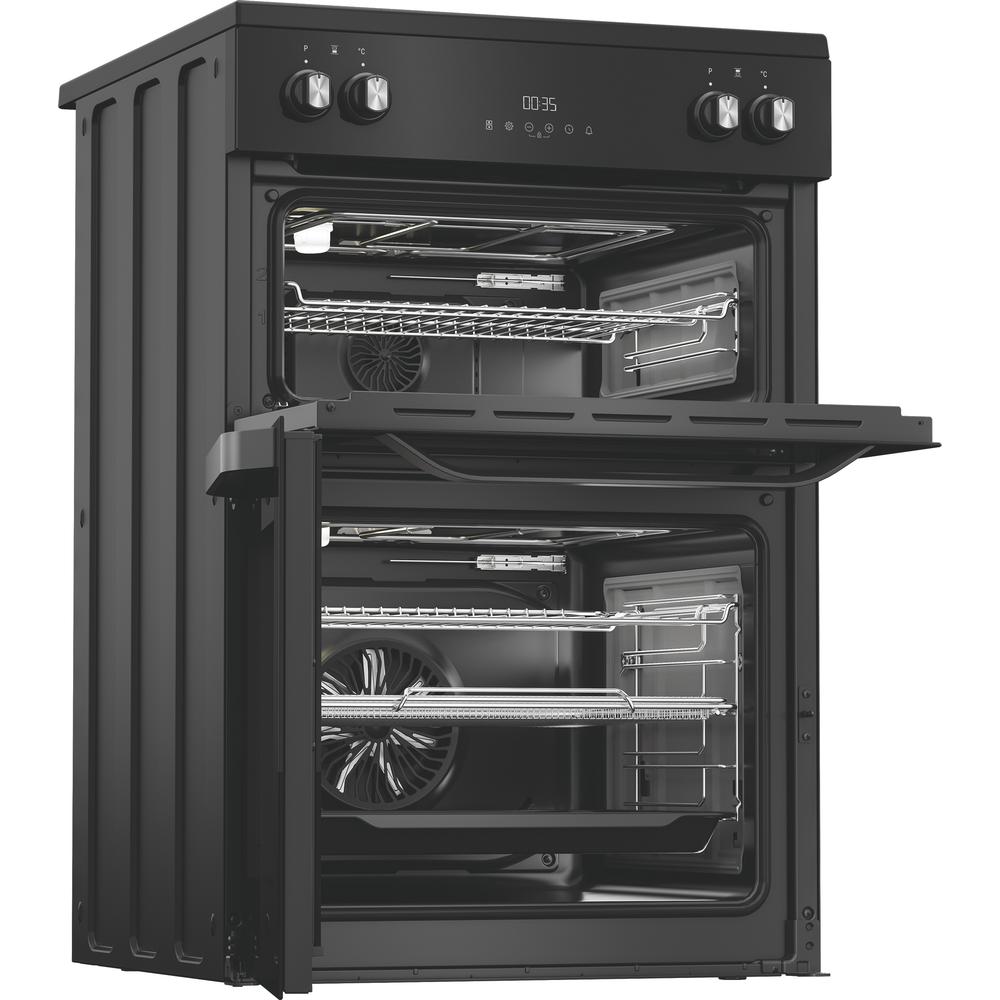 Hotpoint electric freestanding cooker: 60cm