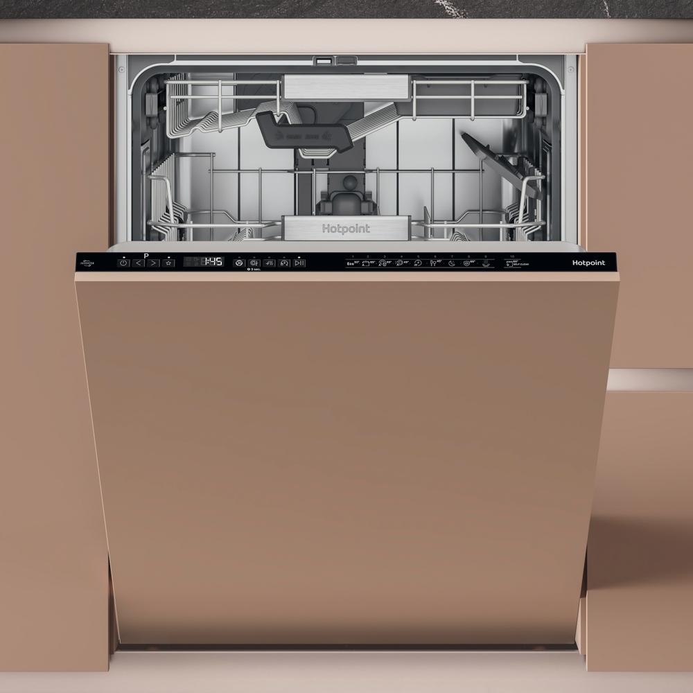 Hotpoint integrated dishwasher: full size, black color