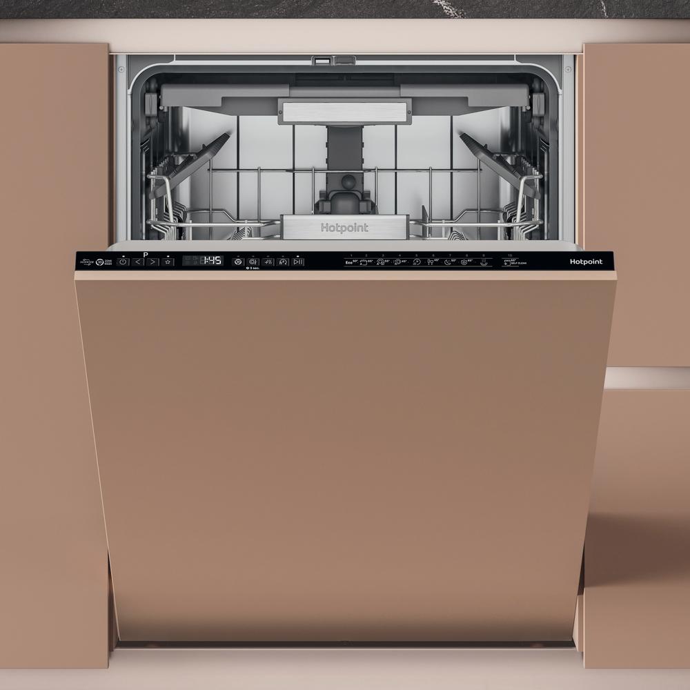 Hotpoint integrated dishwasher: full size, black color