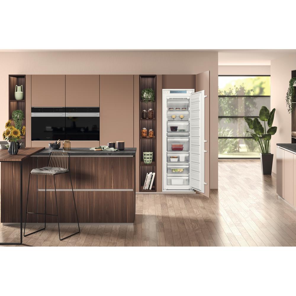 Hotpoint integrated upright freezer: white color