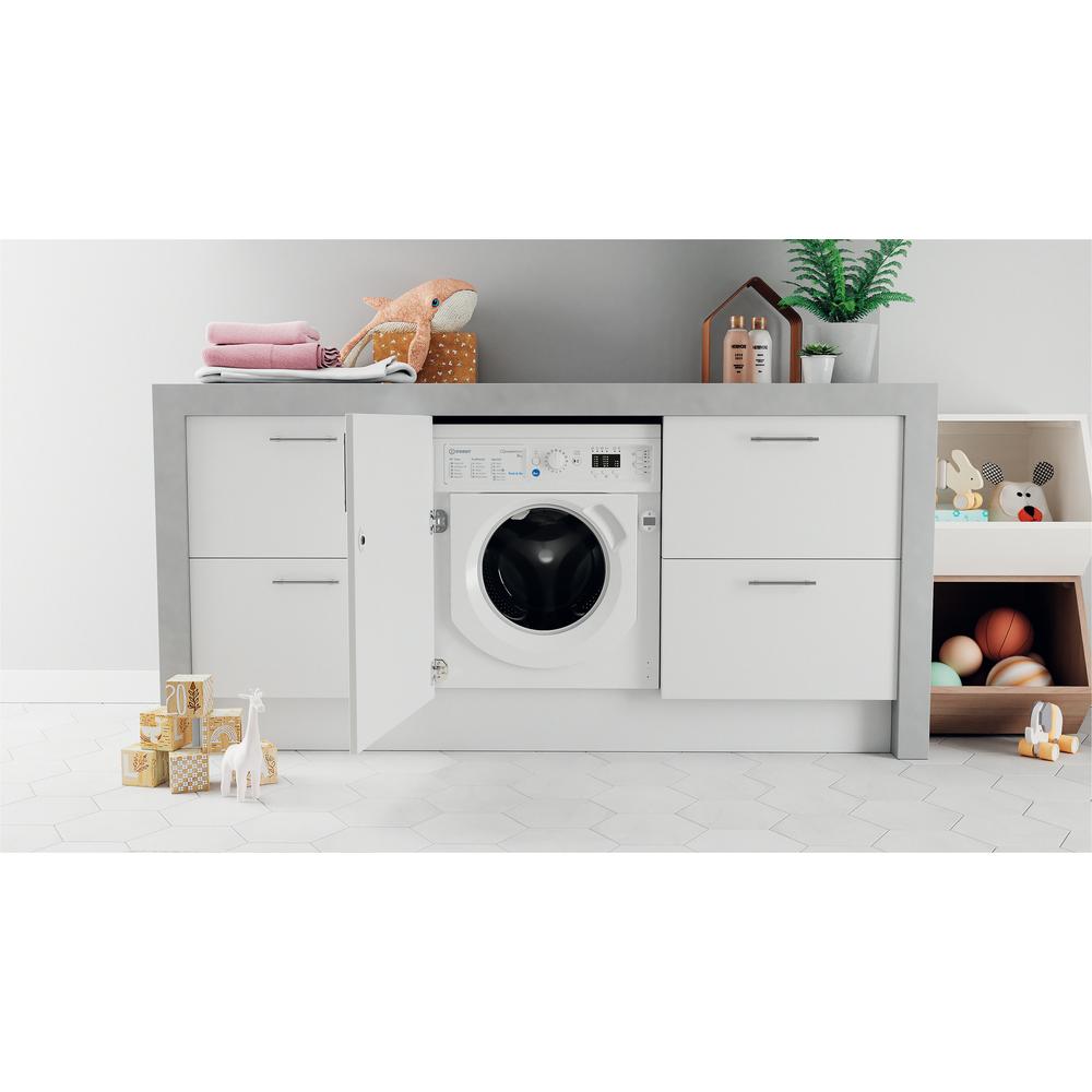 Indesit Push&Go 8kg Integrated Washing Machine