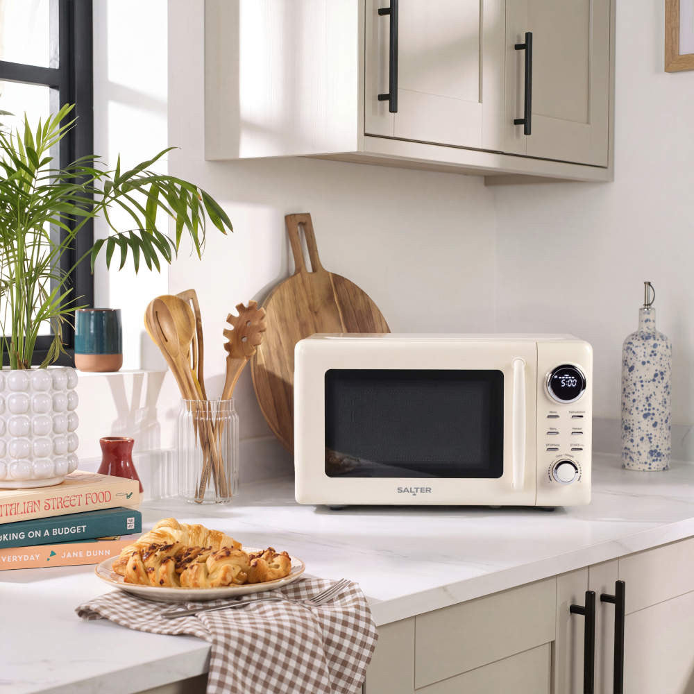 Retro Digital Microwave - Cream